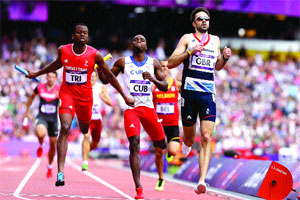 Scenting Success! Record-breaking T&T 'sharks' in 4x4 final
