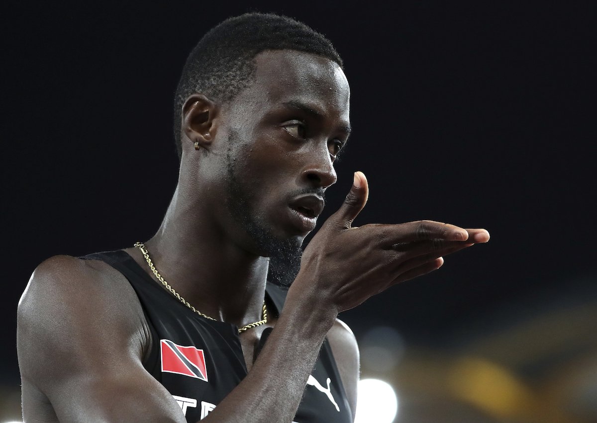 Richards earns 400m hurdles bronze