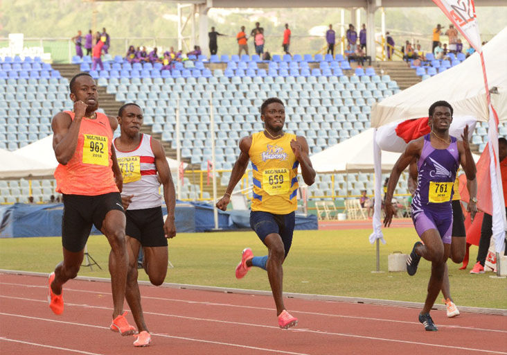 Lendore tops Hampton 200m