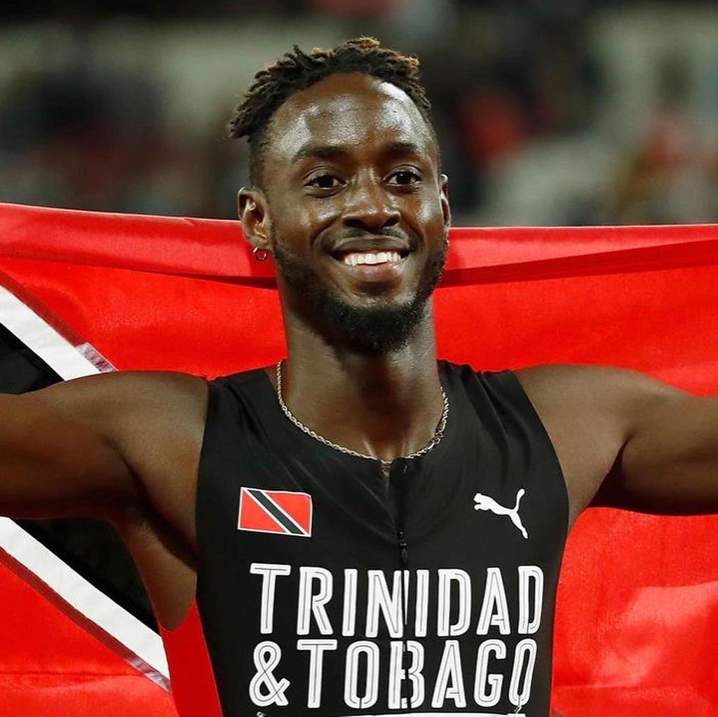 Gold for Richards in 200m, breaks Commonwealth record